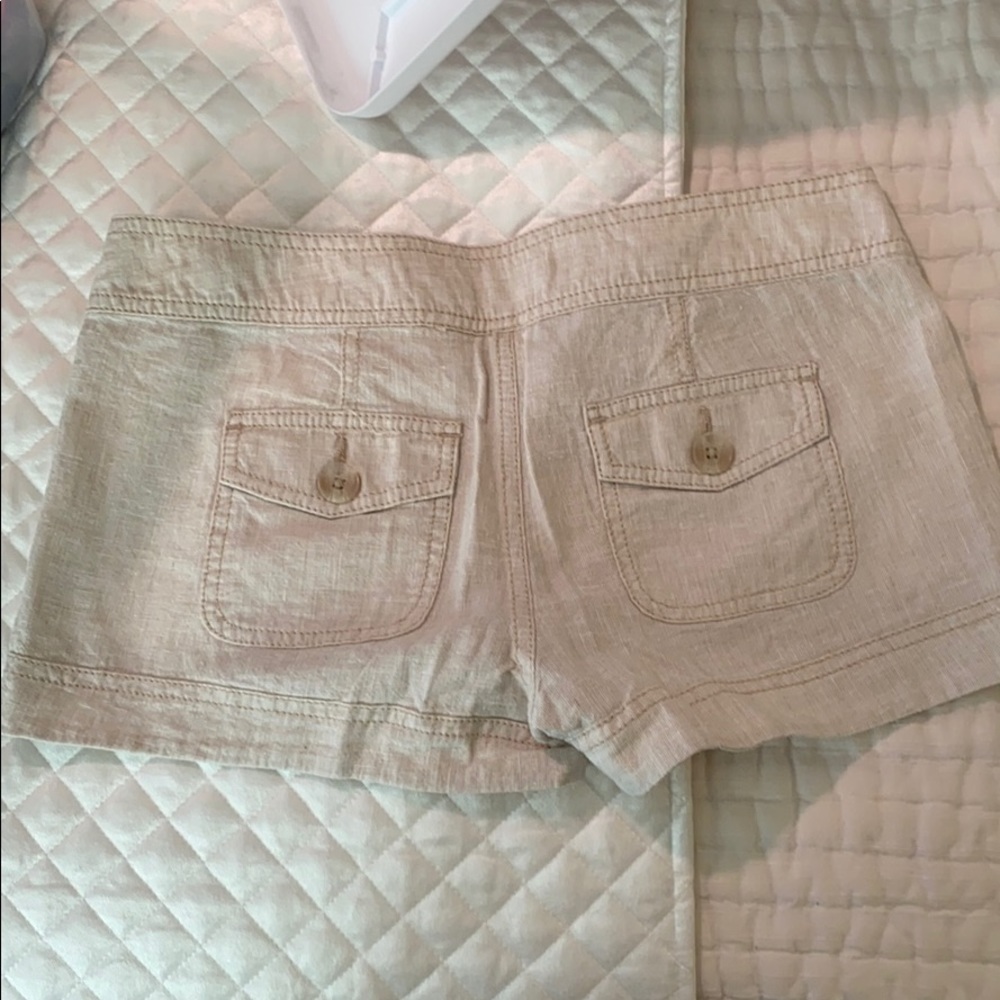 Express Shorts - Picture 3 of 3